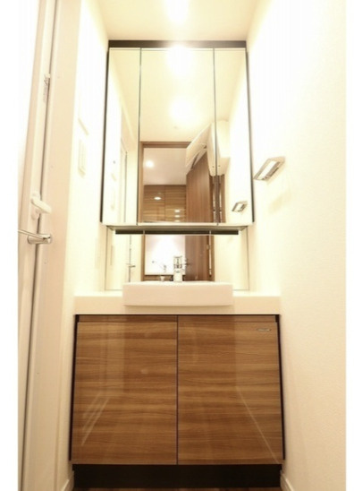 AIFLAT中目黒の洗面所