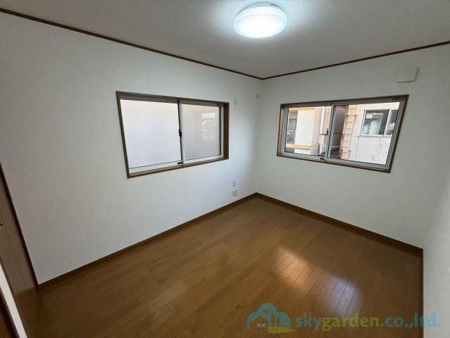 平塚市花水台　中古戸建の洋室