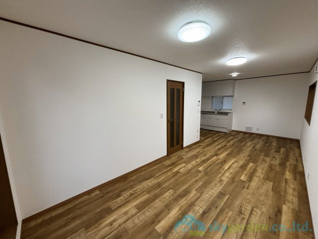 平塚市花水台　中古戸建の居間・リビング