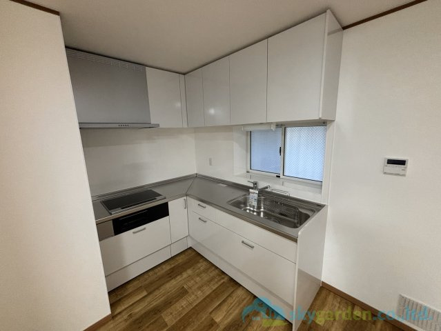 平塚市花水台　中古戸建のキッチン