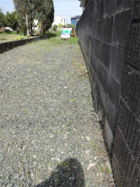売地　豊川市東曙町193番1、193番2の前面道路含む現地写真|現地写真（西側幅員約8ｍの公道に約4.5ｍ接する）
