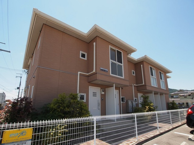 シャーメゾン秋山Ｂ