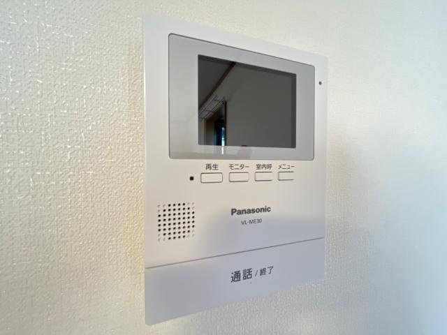 クロワール五日市の内装|カメラ付インターホン