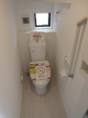 【仲介手数料無料】新築戸建　熊谷市肥塚585-26（全1棟）のトイレ