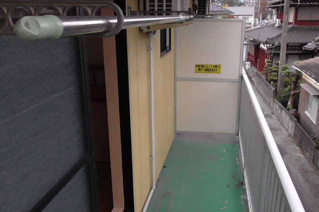 【バルコニー】