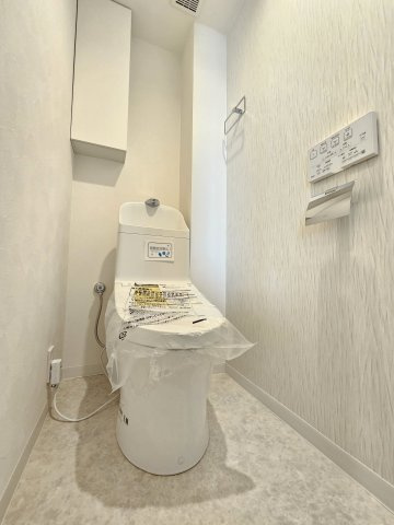 南海住吉清水丘グリーンコートのトイレ|ゆったりとした空間のトイレです