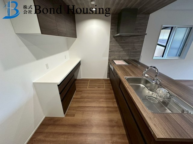 「マリンホーム施工」「乾太くん完備」福吉台 全2棟2号棟の前面道路含む現地写真