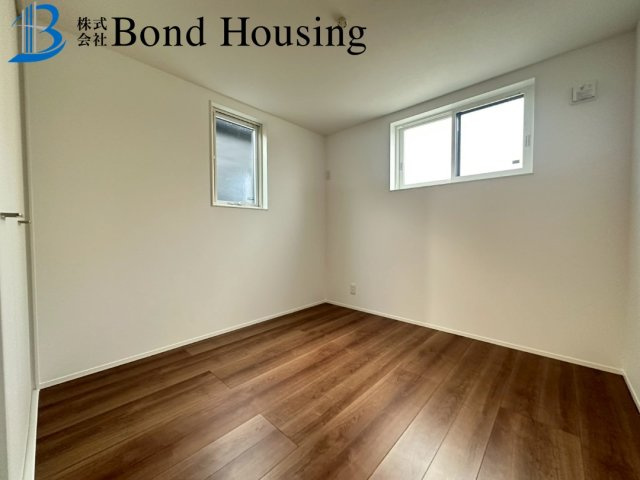 「マリンホーム施工」「乾太くん完備」福吉台 全2棟2号棟の前面道路含む現地写真