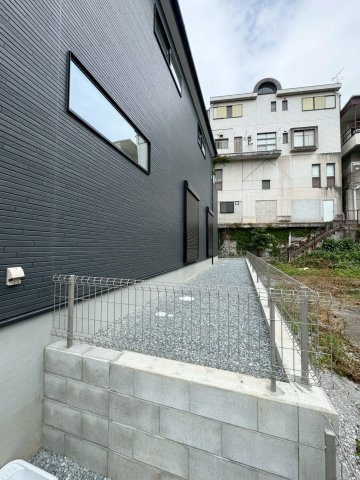 ーBloomーブルームー小倉北区赤坂4丁目1期　【小倉北区　新築戸建て】の庭|お家横のちょっとしたスペース♪　【小倉北区　新築戸建て】