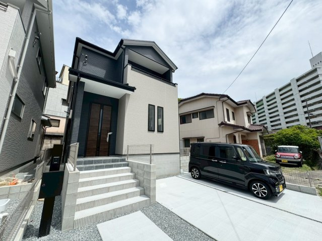 ーBloomーブルームー小倉北区赤坂4丁目1期　【小倉北区　新築戸建て】の駐車場|駐車スペース2台可能　【小倉北区　新築戸建て】