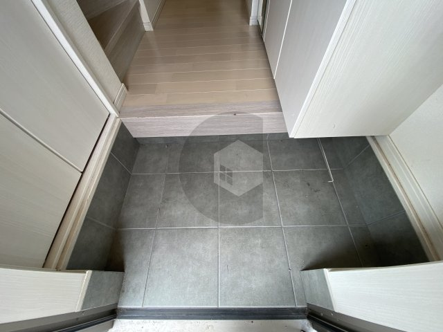 サンシャイン菱江の玄関