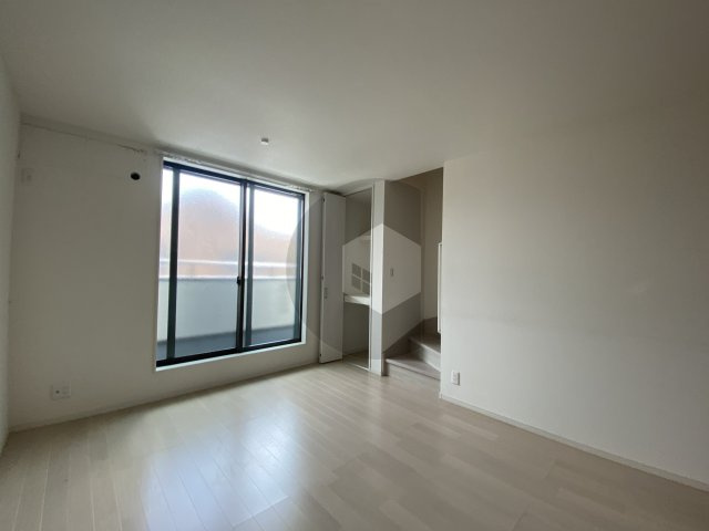 サンシャイン菱江の居間・リビング