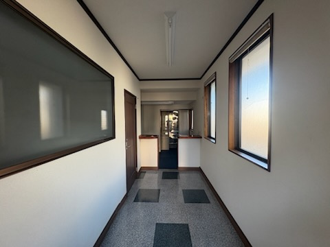 小金井貸店舗事務所のロビー