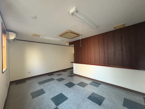 小金井貸店舗事務所の内装