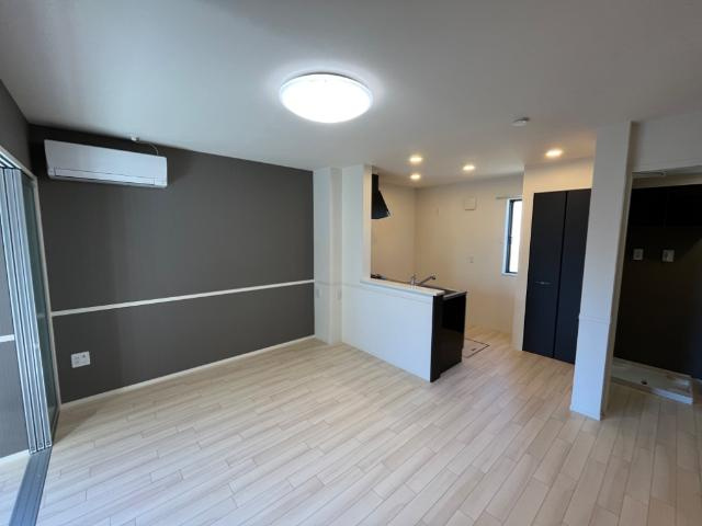 ウィステリアハイツⅠの居間・リビング|洋室