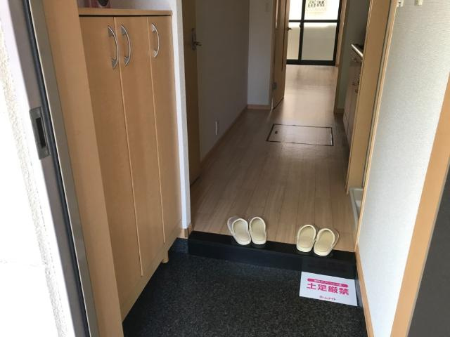 Ｌ’ａｃｏｒｎの玄関|玄関