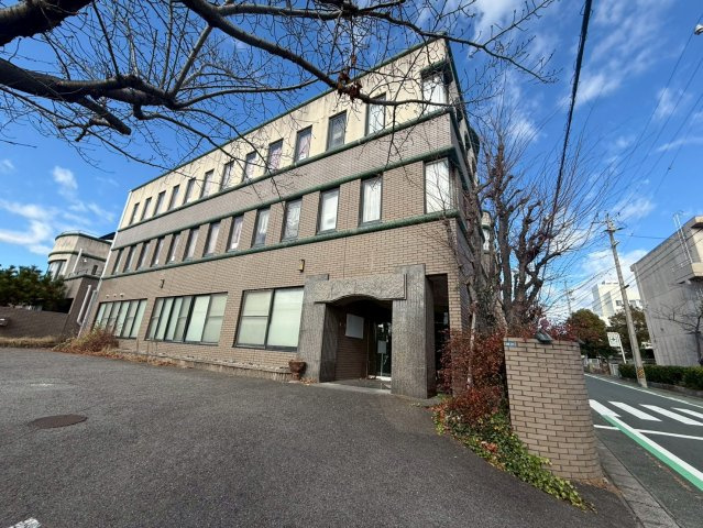 蒲郡診療所跡・住居の外観