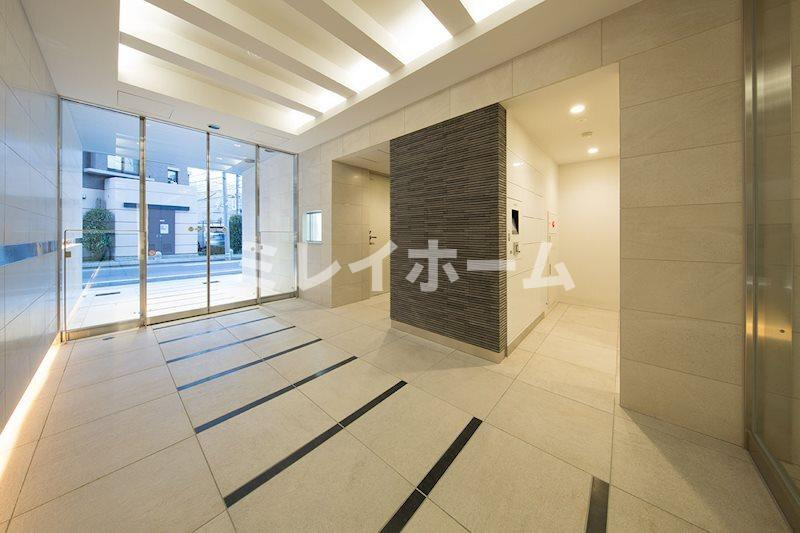 レジディア品川シーサイドのエントランス