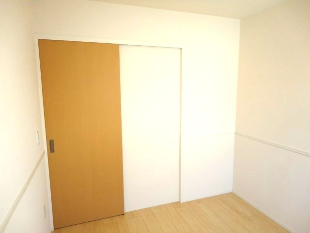 エイム・ラ・ボワの洋室