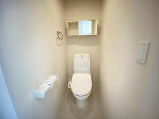 【トイレ】 | Front du lac（フロン　デュ　ラック） | シャワー付トイレ