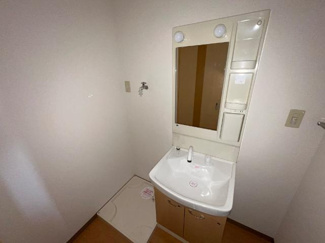 【洗面所】 | エスポアールK | 洗髪洗面化粧台