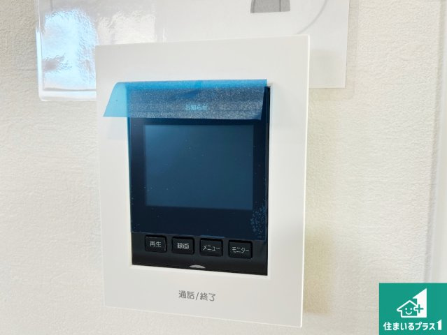 神戸市北区鈴蘭台北町　第2期　新築一戸建ての防犯設備|カラーモニターインターホン！声だけでなく来訪者の姿や顔がモニターで確認できるので、小さなお子様がいらっしゃるご家庭でも安心できます！