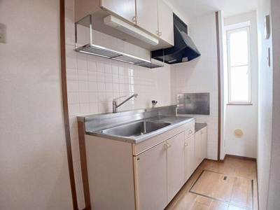 【キッチン】 | サンシャルマン | お料理しやすいキッチンです