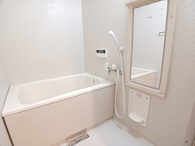 【浴室】 | サンシャルマン | お風呂で日々の疲れを落としましょう