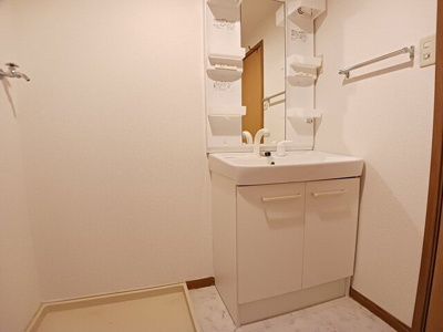 【洗面所】 | サンシャルマン | コンパクトで使いやすい洗面所