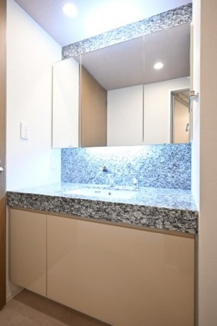 【独立洗面台】