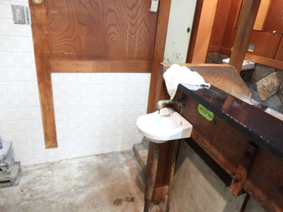 【内装】 | 栄すし