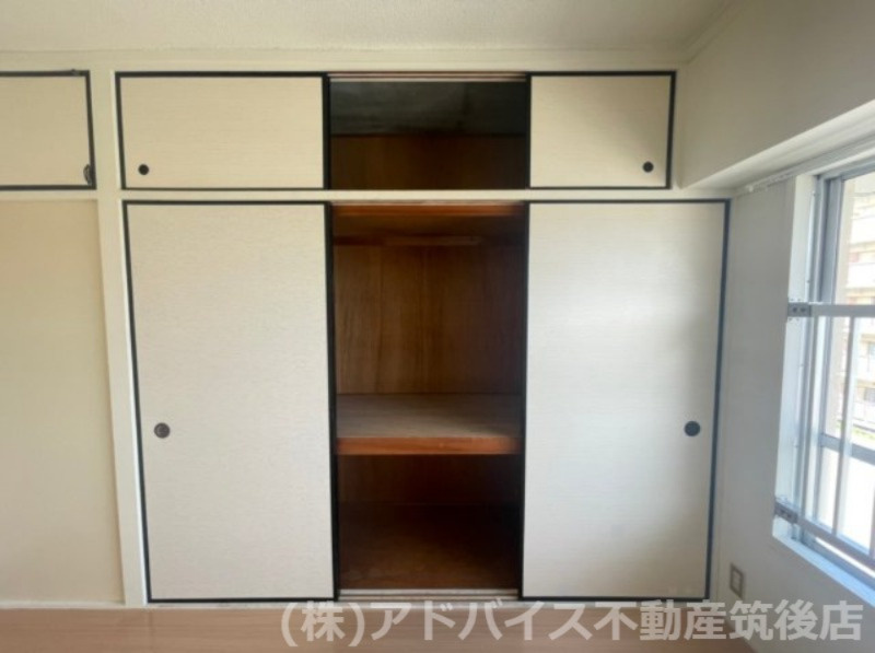 八女郡広川町大字広川の賃貸マンションの収納