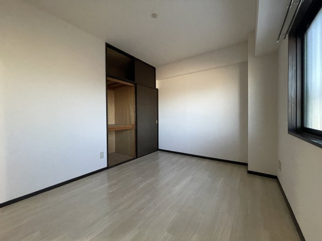 ６清邦ビルの寝室|現状優先となります。