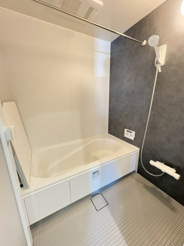 ＼新築モデルハウス／　好評販売中！　富士市石坂２期　全２邸の浴室