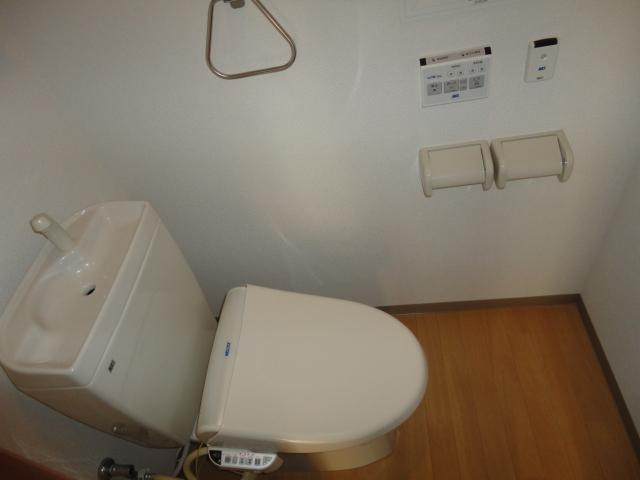 シュガー・Ｎのトイレ|シャワー付トイレ