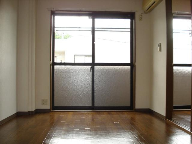 パークサイトの内装|洋室①