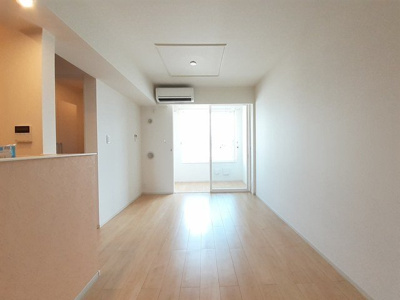 【居間・リビング】 | ヴィラ・ブリーズⅢ