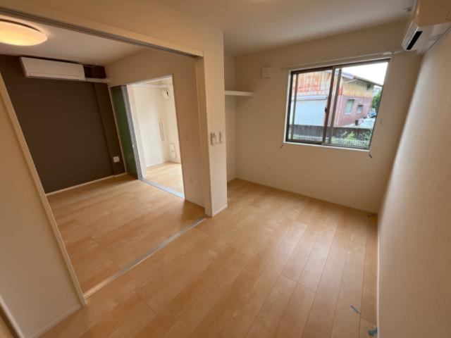 ハッピーバレーの洋室