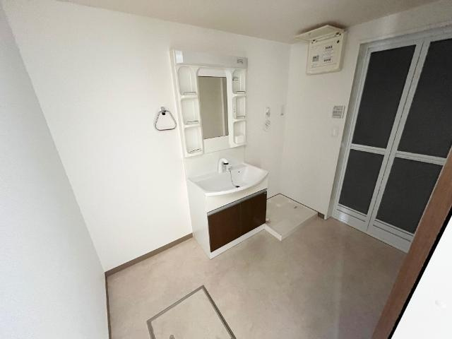 パールブライトの独立洗面台|脱衣所（イメージ）