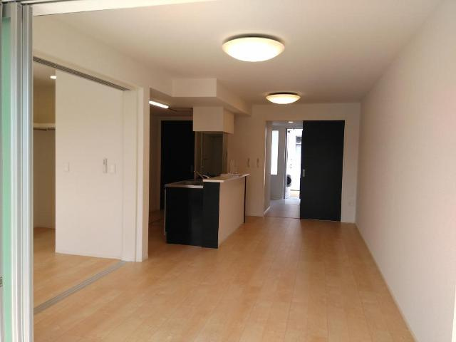 シュトラールの居間・リビング|リビング