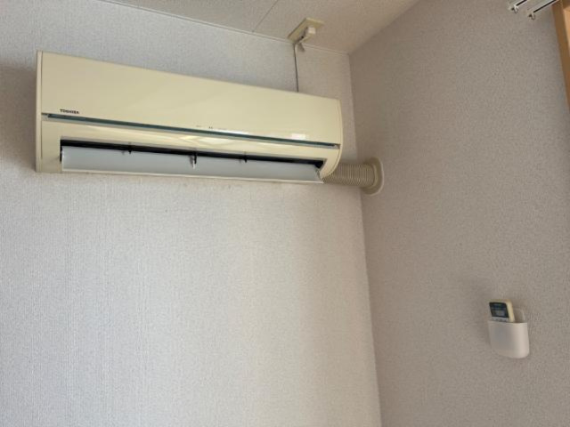 シャンテール弐番館の設備|エアコン