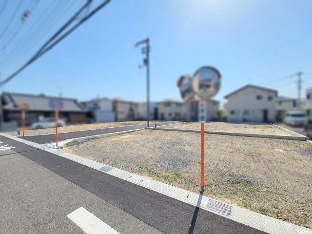 ライフフィールド津秦Ⅱの外観