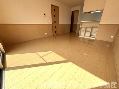 【居間・リビング】 | ヴィラ プレステージ | LDK13.5帖