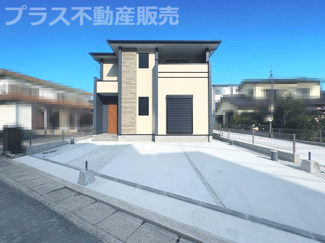 【外観】 | 現地写真。同じ物件を見るなら、プラス不動産販売にお任せ下さい。