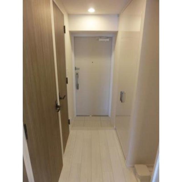 パークアクシス東高円寺の玄関|※写真は同タイプ住戸です。