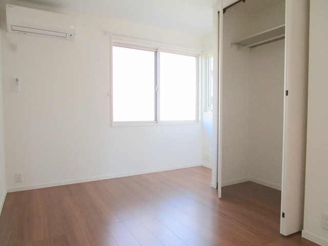 ＳＵＮＲＩＳＥ　ＭＡＲＴＨＡの寝室