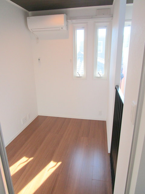 ＳＵＮＲＩＳＥ　ＭＡＲＴＨＡの居間・リビング