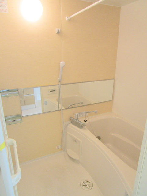 ＳＵＮＲＩＳＥ　ＭＡＲＴＨＡの浴室|★浴室乾燥・追い焚き機能あり★