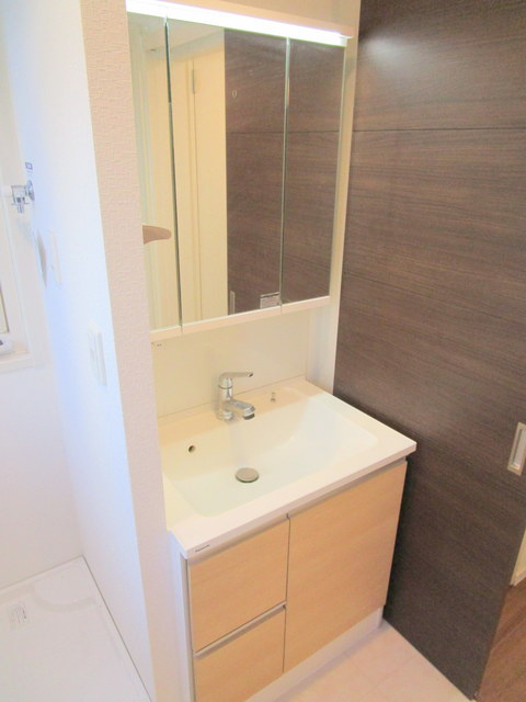 ＳＵＮＲＩＳＥ　ＭＡＲＴＨＡの洗面所|★独立洗髪洗面化粧台★