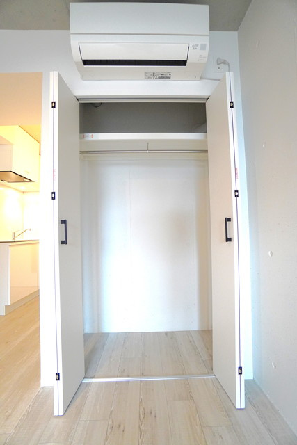 ＣＲＥＡＴＩＦ西池袋の収納|※写真は同タイプ住戸です。